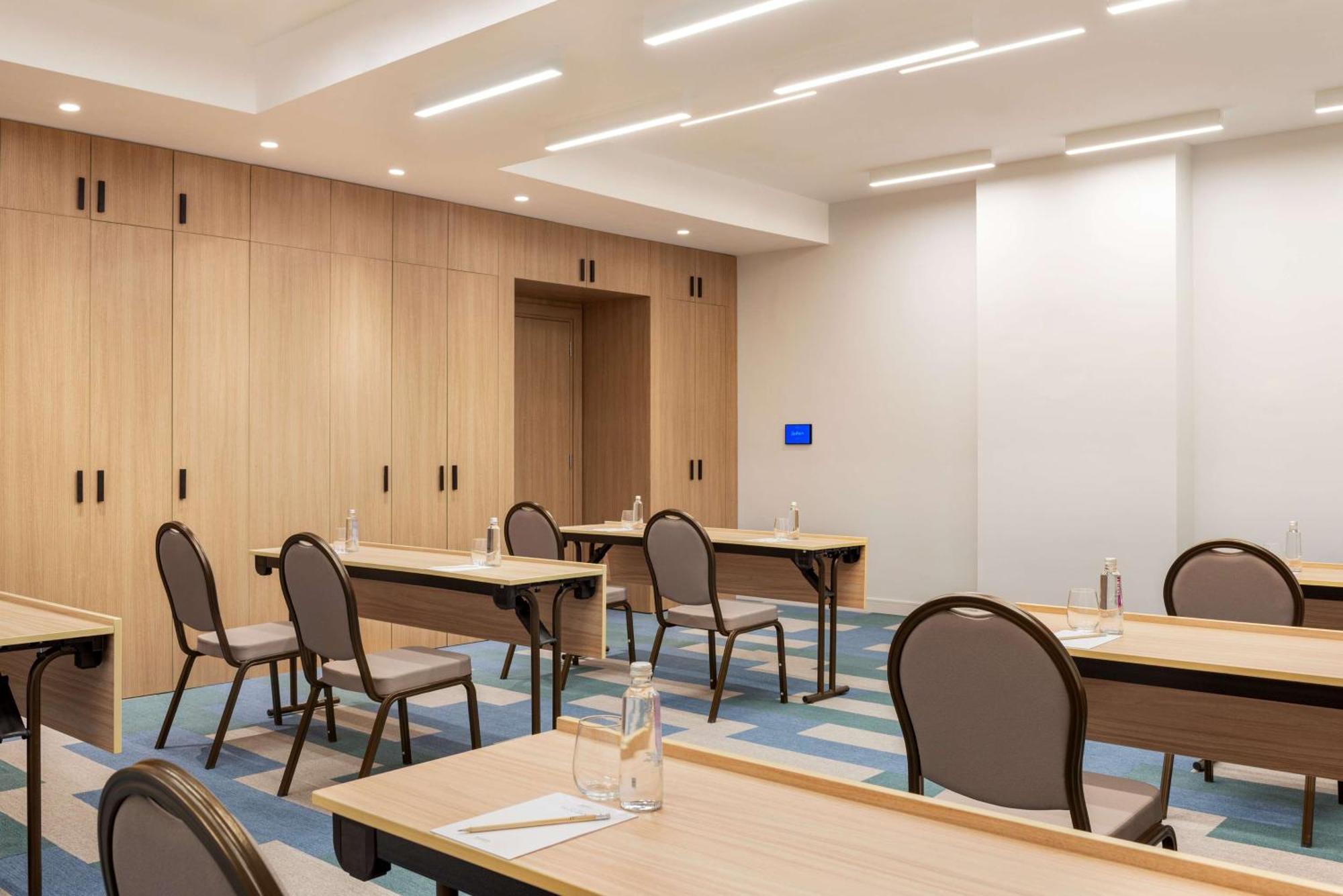 Radisson Hotel & Residence Riyadh Olaya 外观 照片