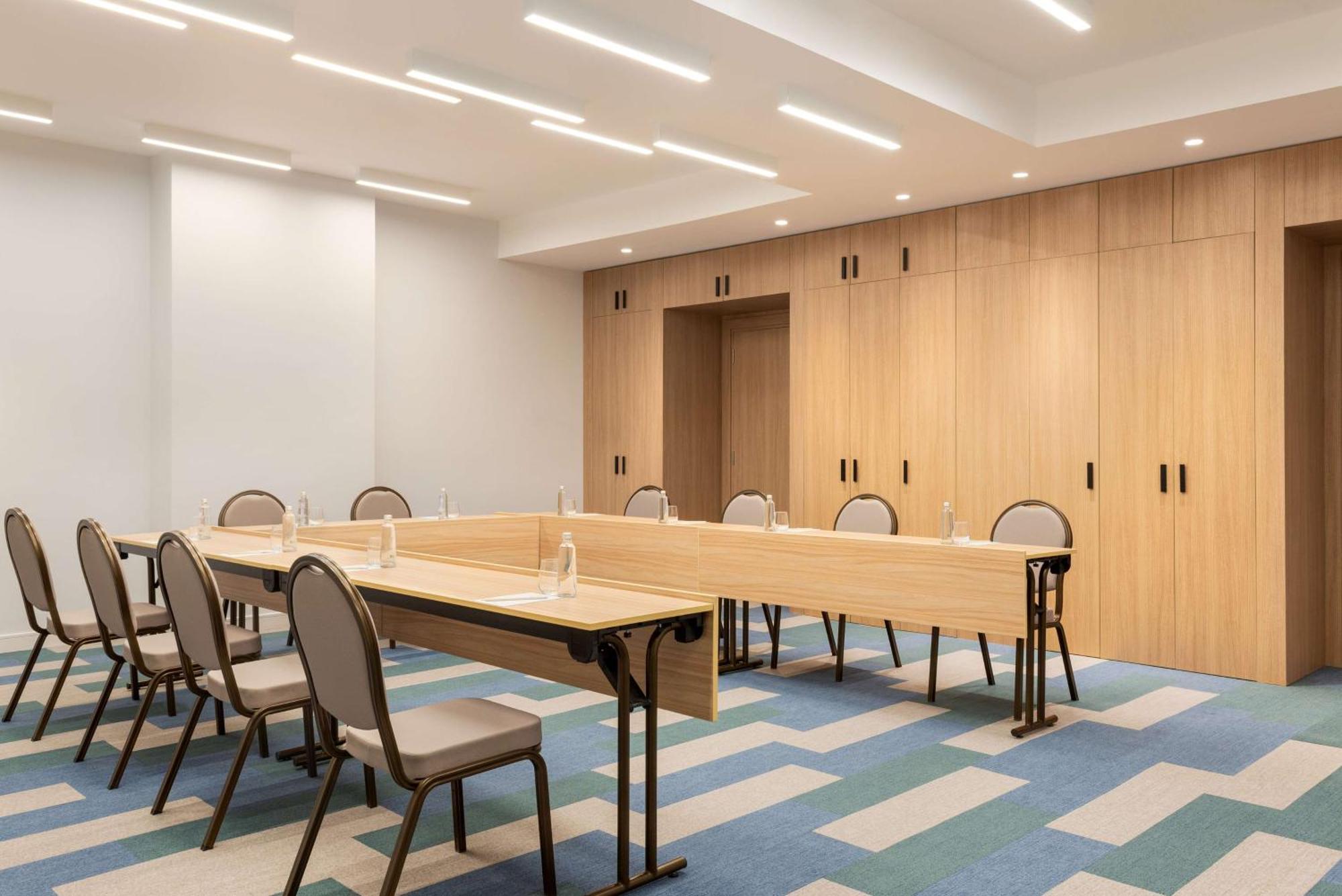 Radisson Hotel & Residence Riyadh Olaya 外观 照片